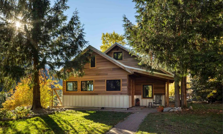 9521 Pemberton Portage Road