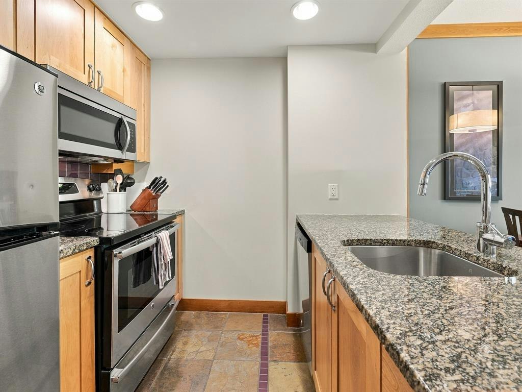 418B-2036 London Lane, Whistler, BC, V8E 0H4 - 10