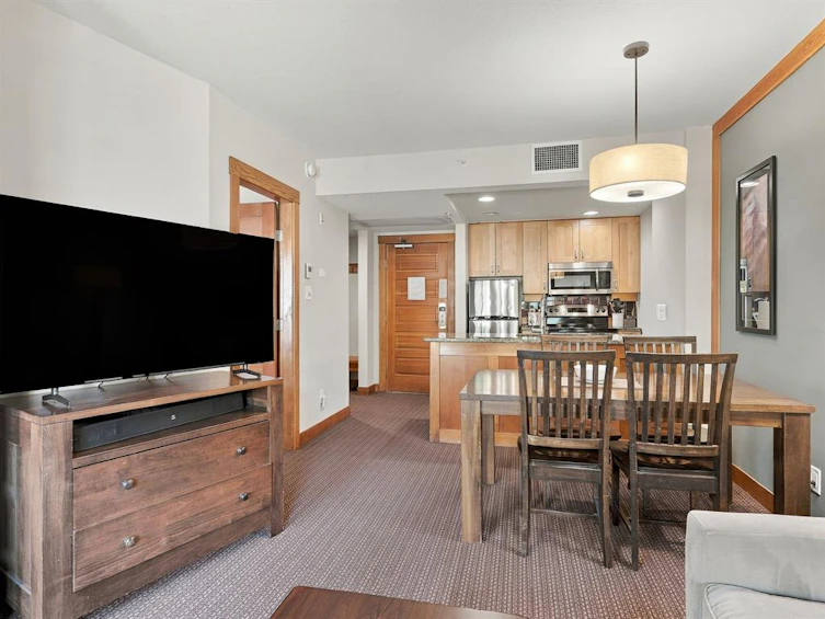 418B-2036 London Lane, Whistler, BC, V8E 0H4 - 7