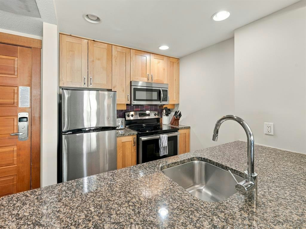 418B-2036 London Lane, Whistler, BC, V8E 0H4 - 9