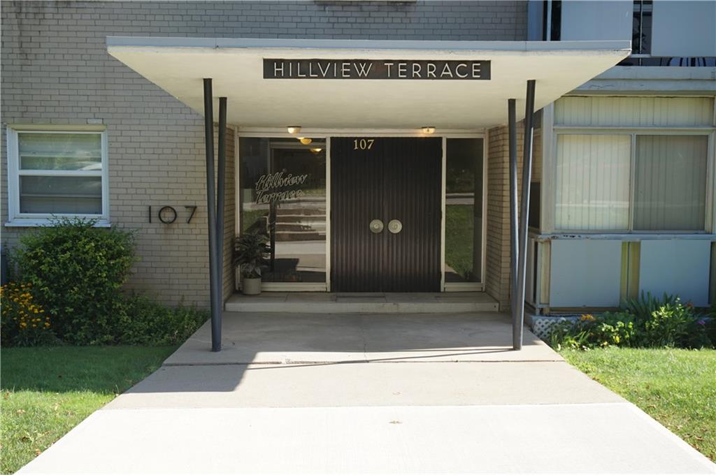 406-107 St. Joseph's Dr