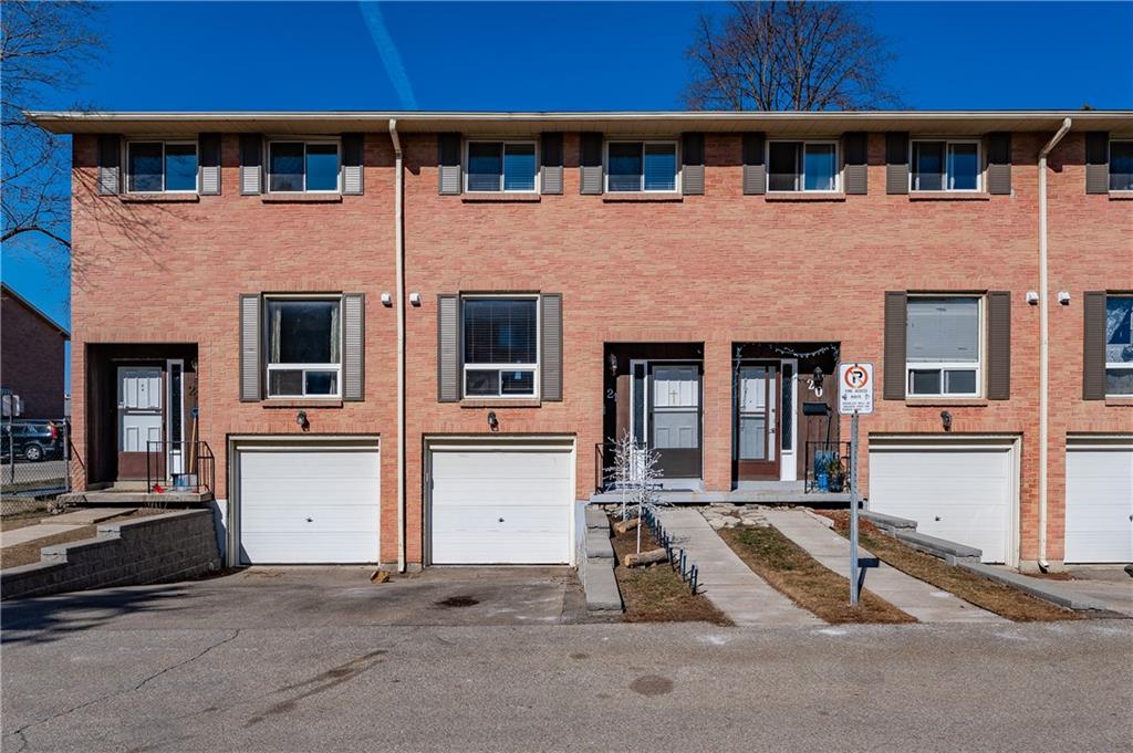 21 - 66 Summercrest Dr