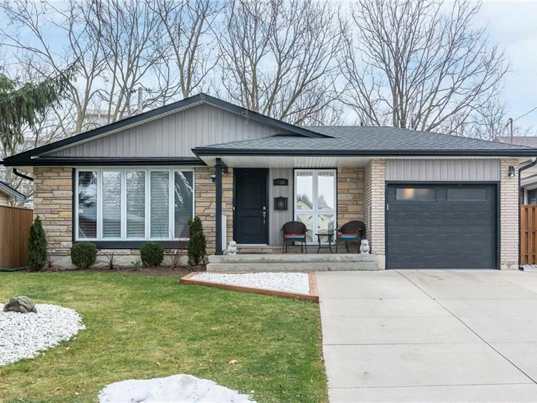 288 St. Andrews Drive, Hamilton, ON, L8K 5K4