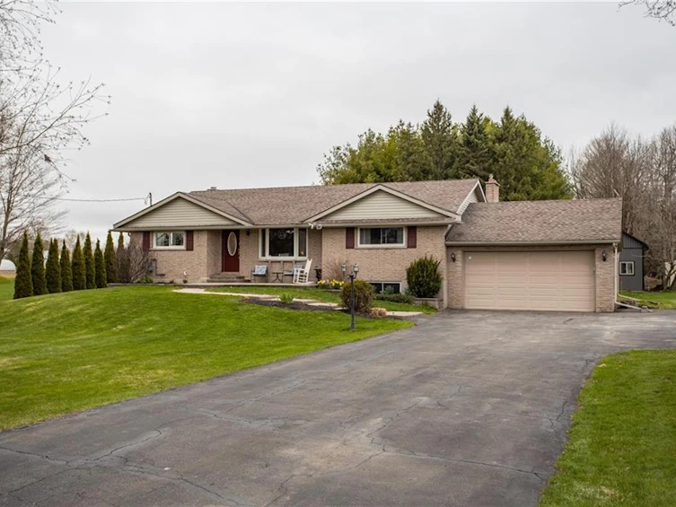 479 10th Conc Road E, Hamilton, ON, L8B 1H5