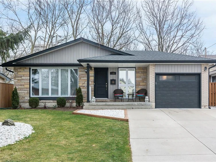 288 St. Andrews Drive, Hamilton, ON, L8K 5K4