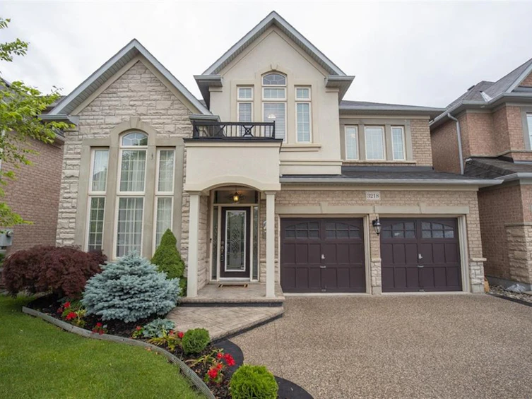 3218 Sorrento Crescent, Burlington, ON, L7M 0N4