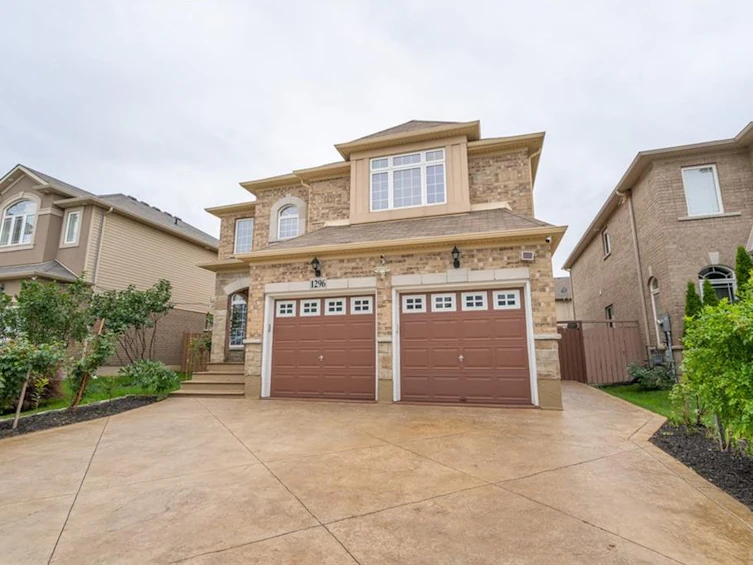 1296 Baseline Road, Hamilton, ON, L8E 0E4