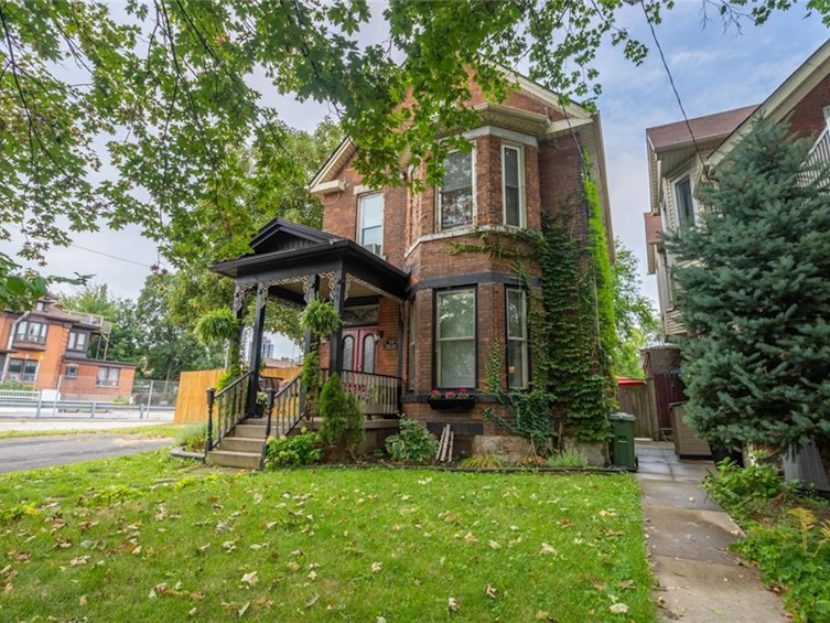 54 West Avenue S, Hamilton, ON, L8N 2S1