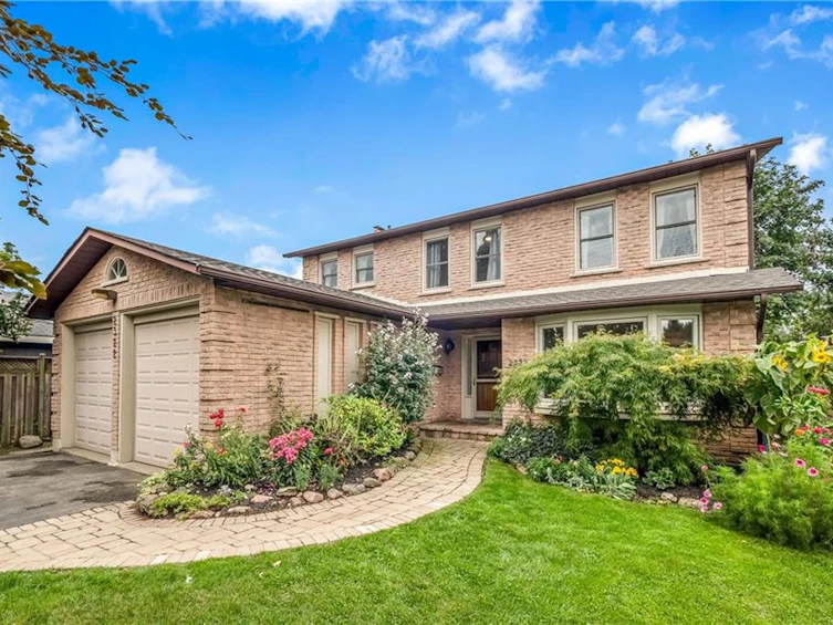 2322 Tintagel Lane, Burlington, ON, L7P 4K4