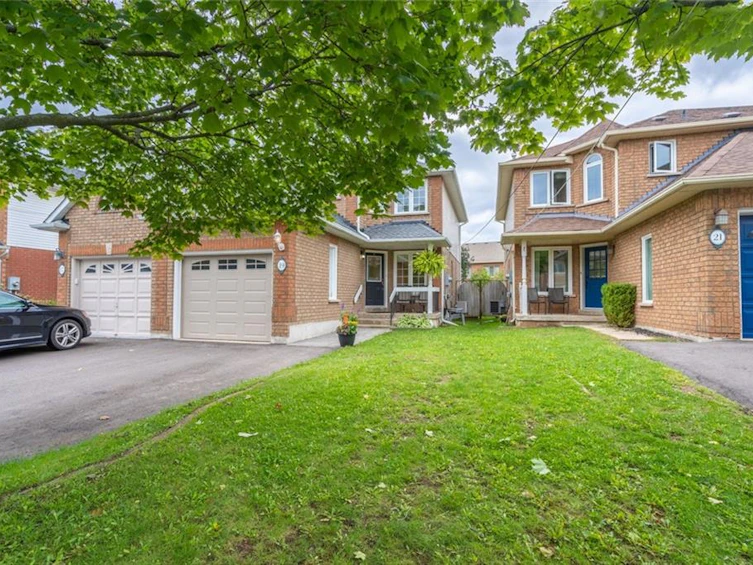 19 Harnesworth Crescent, Hamilton, ON, L8B 0J2