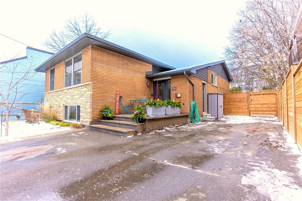 96 Pearl Street S, Hamilton, ON, L8P 3X2