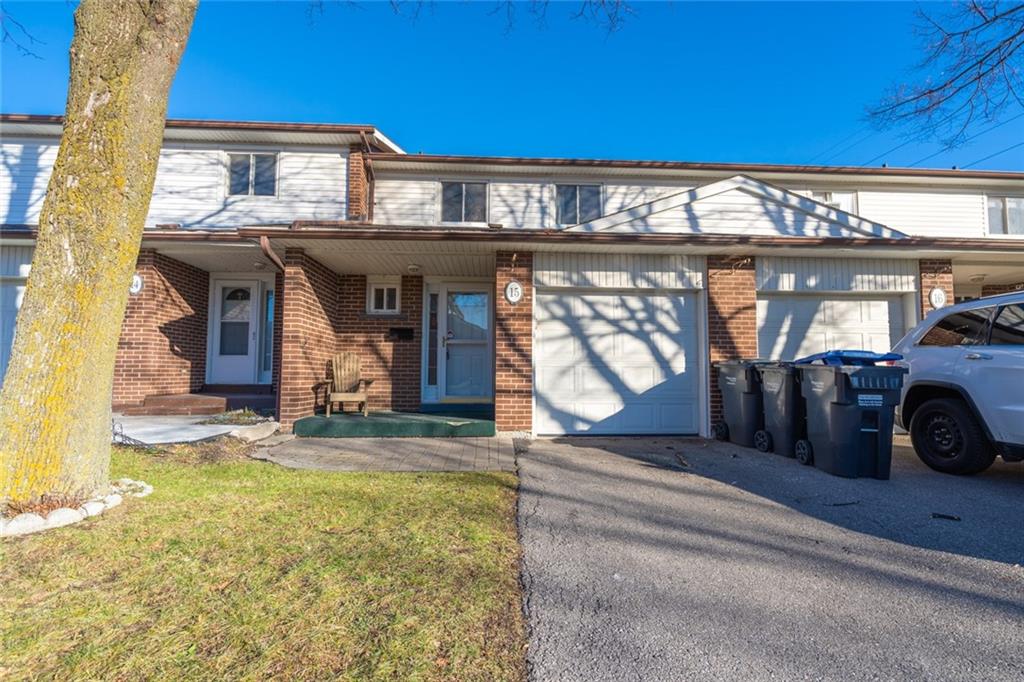 15-2380 Bromsgrove Road, Mississauga, ON, L5J 4E6