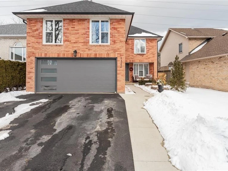 1322 Hammond Street, Burlington, ON, L7S 2B6