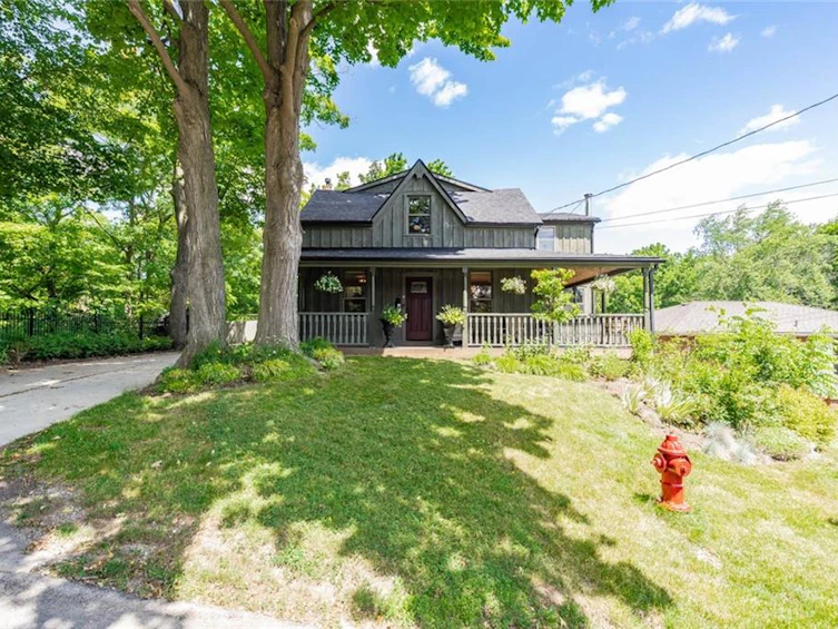 20 Begue Street, Hamilton, ON, L9H 2N2