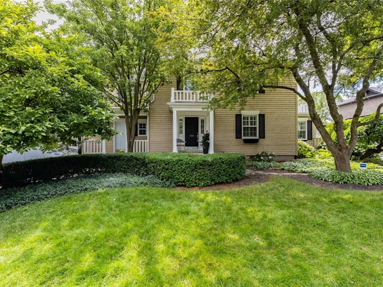 340 Shoreview Road, Burlington, ON, L7T 2N5