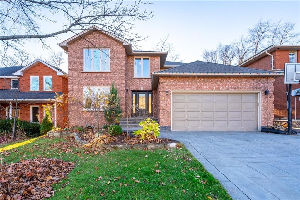 11 Renata Court, Hamilton, ON, L9H 6X1