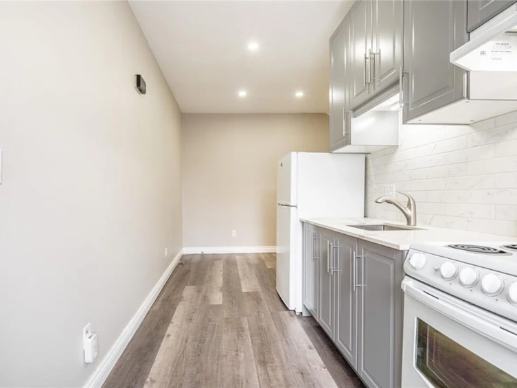 51 Augusta Street, Hamilton, ON, L8N 1P8 - 8