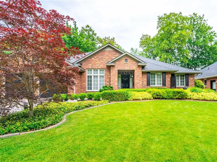 953 Unsworth Avenue, Burlington, ON, L7T 1R2