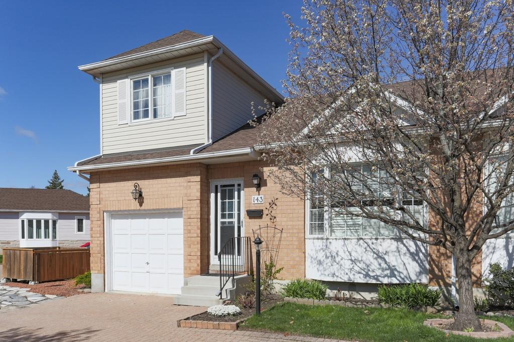 143 Silverbirch Boulevard, Hamilton, ON, Apt/Condo For Sale REW