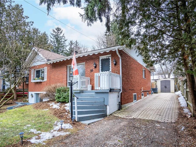 36 Church Street, Hamilton, ON, L9G 2Y7