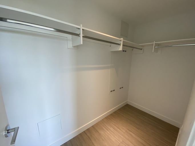 733 East 3rd Street, North Vancouver, BC, V7L 1G8 - 3