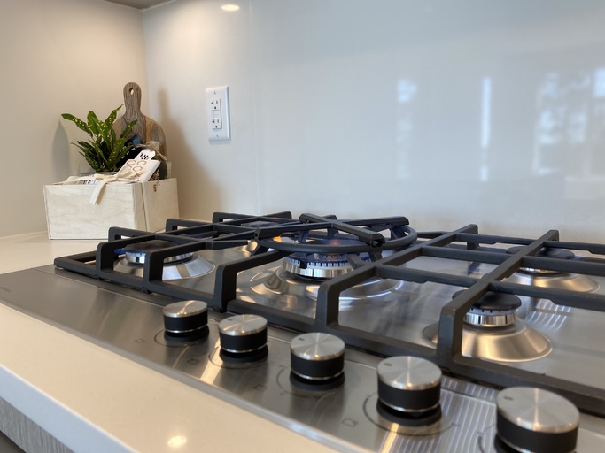 733 East 3rd Street, North Vancouver, BC, V7L 1G8 - 6