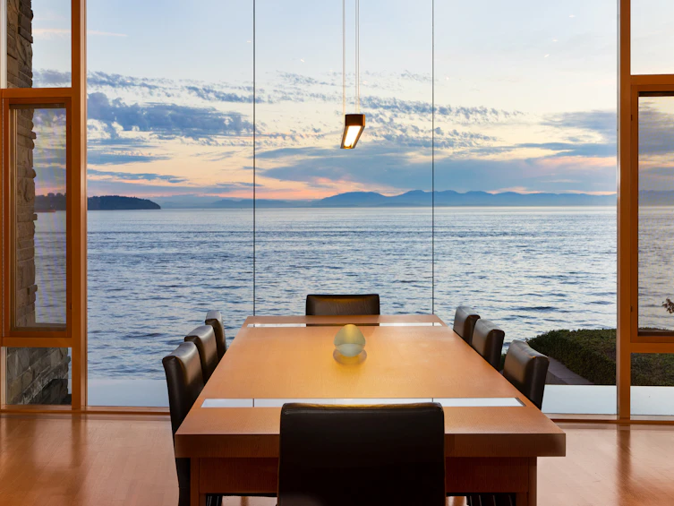 2910 Park Lane, West Vancouver, BC, V7V 1E9