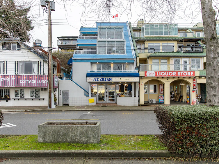 15543 Marine Drive, Surrey, BC, V4B 1C9