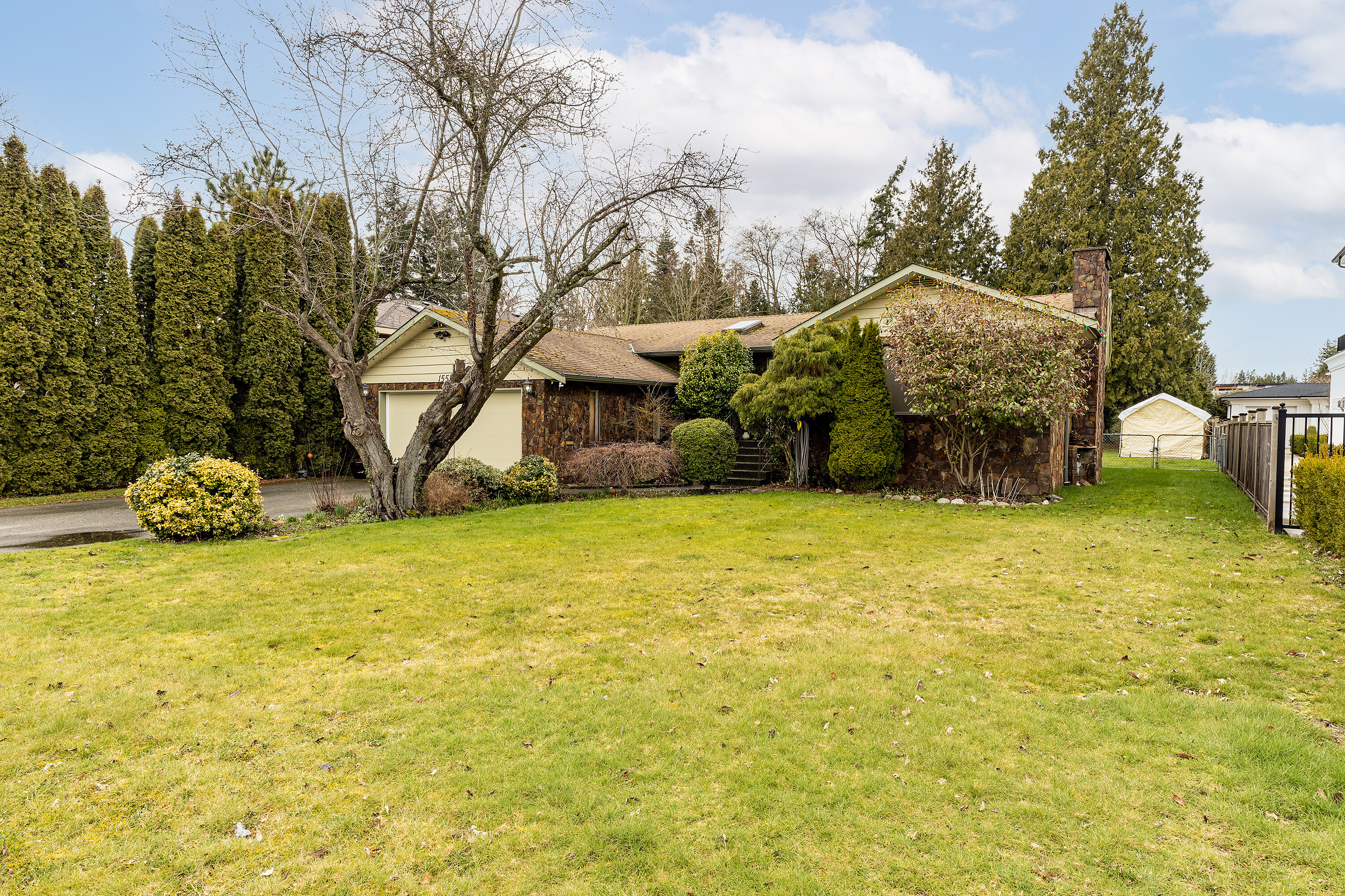 1551 Phoenix Street, Surrey, BC, V4B 3L1