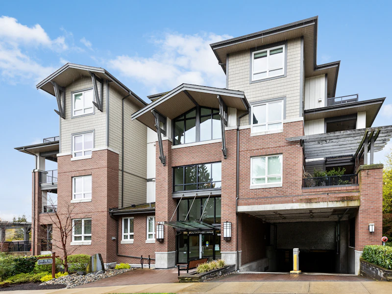 205 - 15188 29a Avenue, Surrey BC V4P 1H1