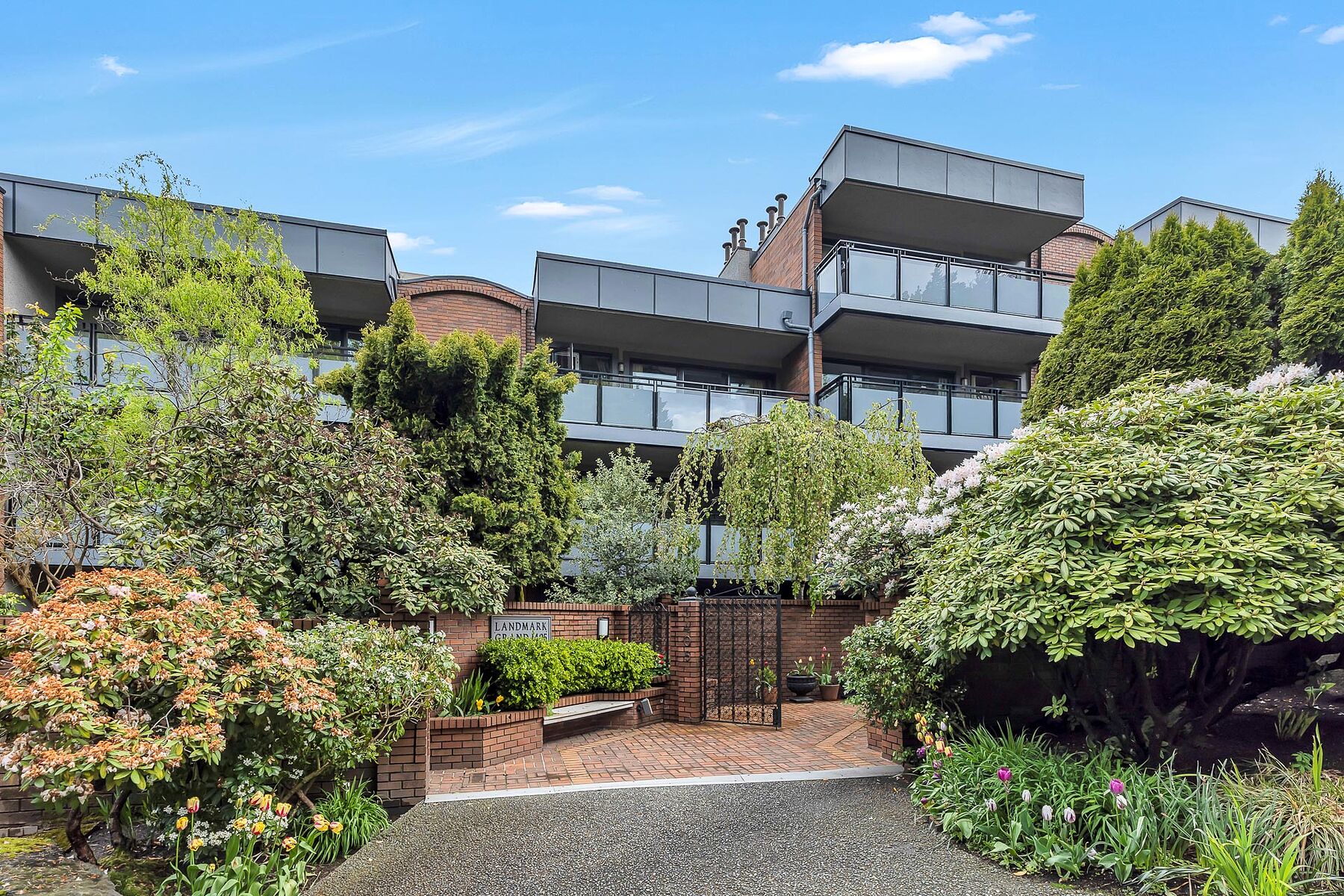 310-1405 W 15th Avenue, Vancouver, BC, V6H 3R2