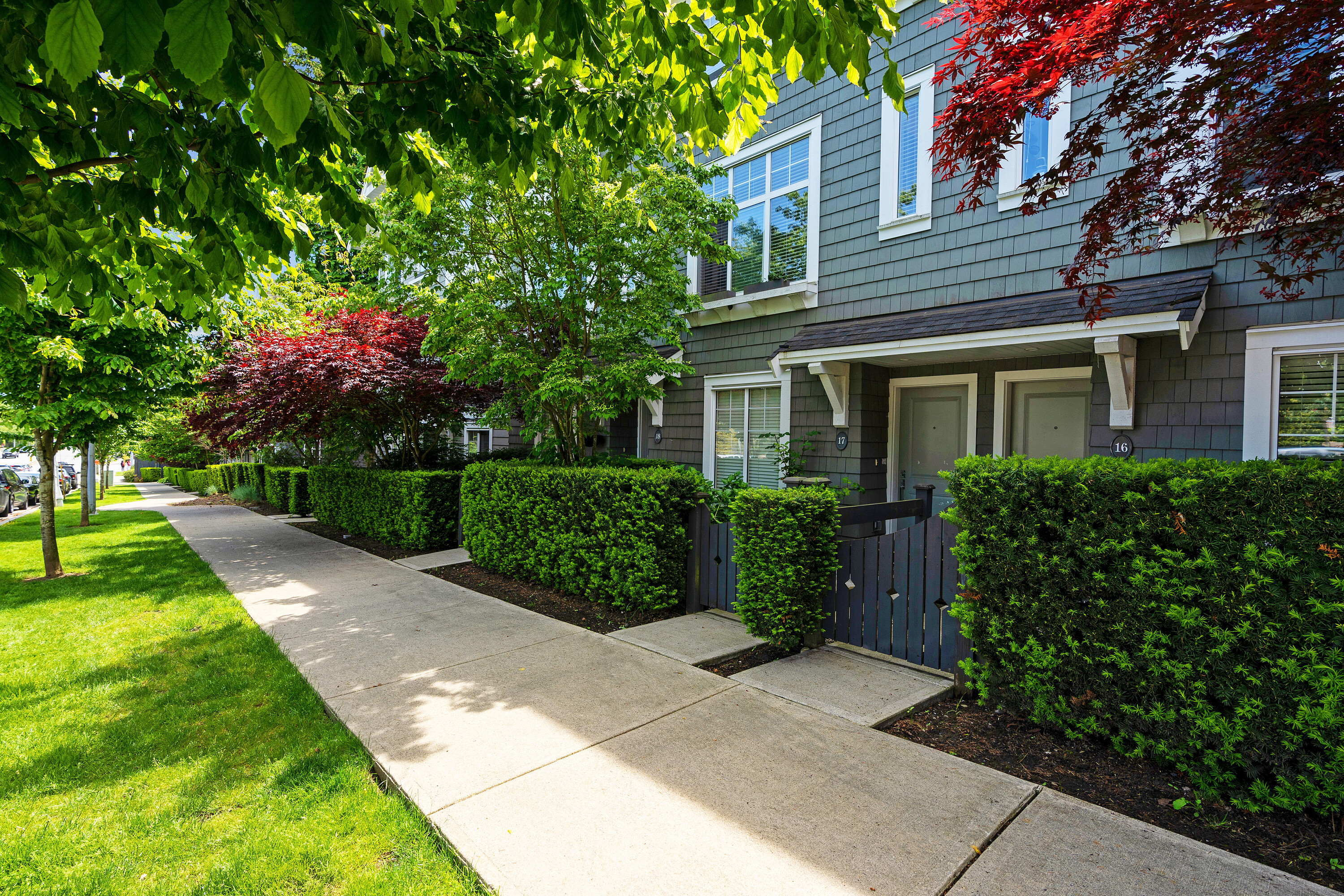 17-15128 24th Avenue, Surrey, BC, V4A 2H8