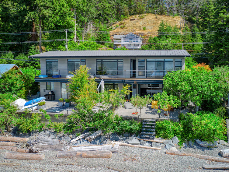 6823 Sunshine Coast Highway, Halfmoon Bay, BC, V7Z 0N1