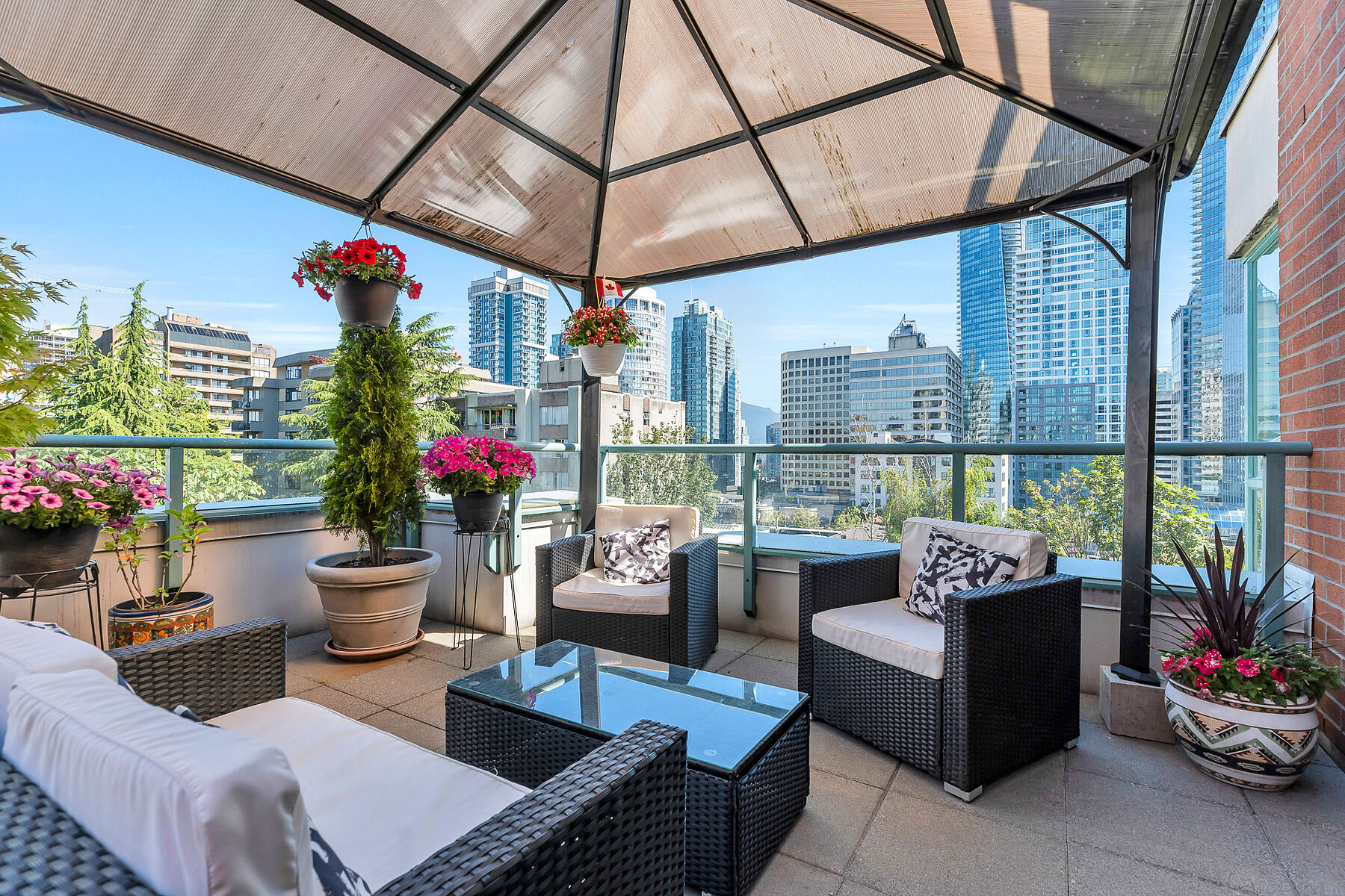 704-1132 Haro Street, Vancouver, BC, V6E 1C9