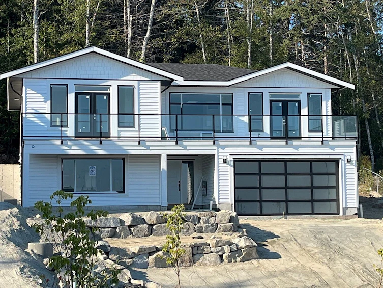 5623 Dungeness Place, Sechelt, BC, V7Z 0K1