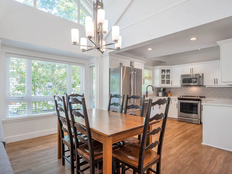 1 - 227 E 11th Street, North Vancouver BC V7L 2G8