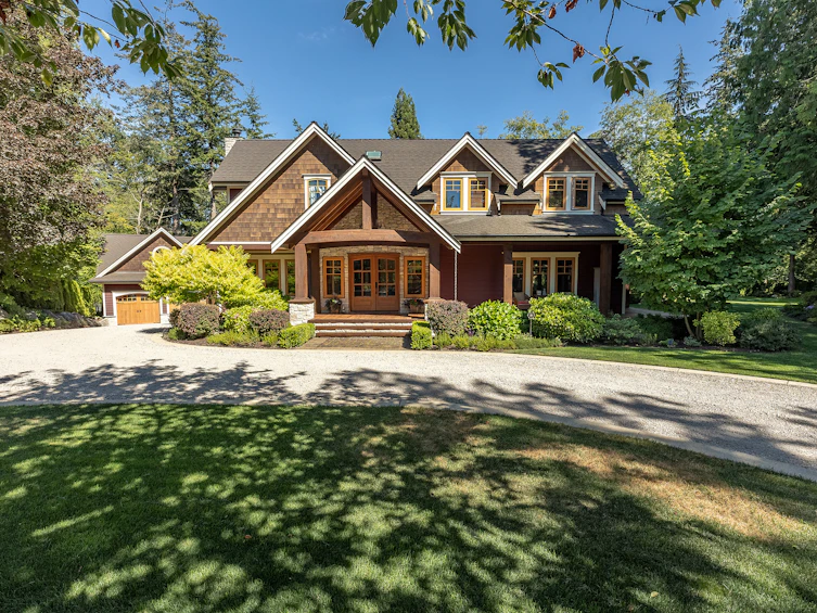 13462 25 Avenue, Surrey, BC, V4P 1Y8