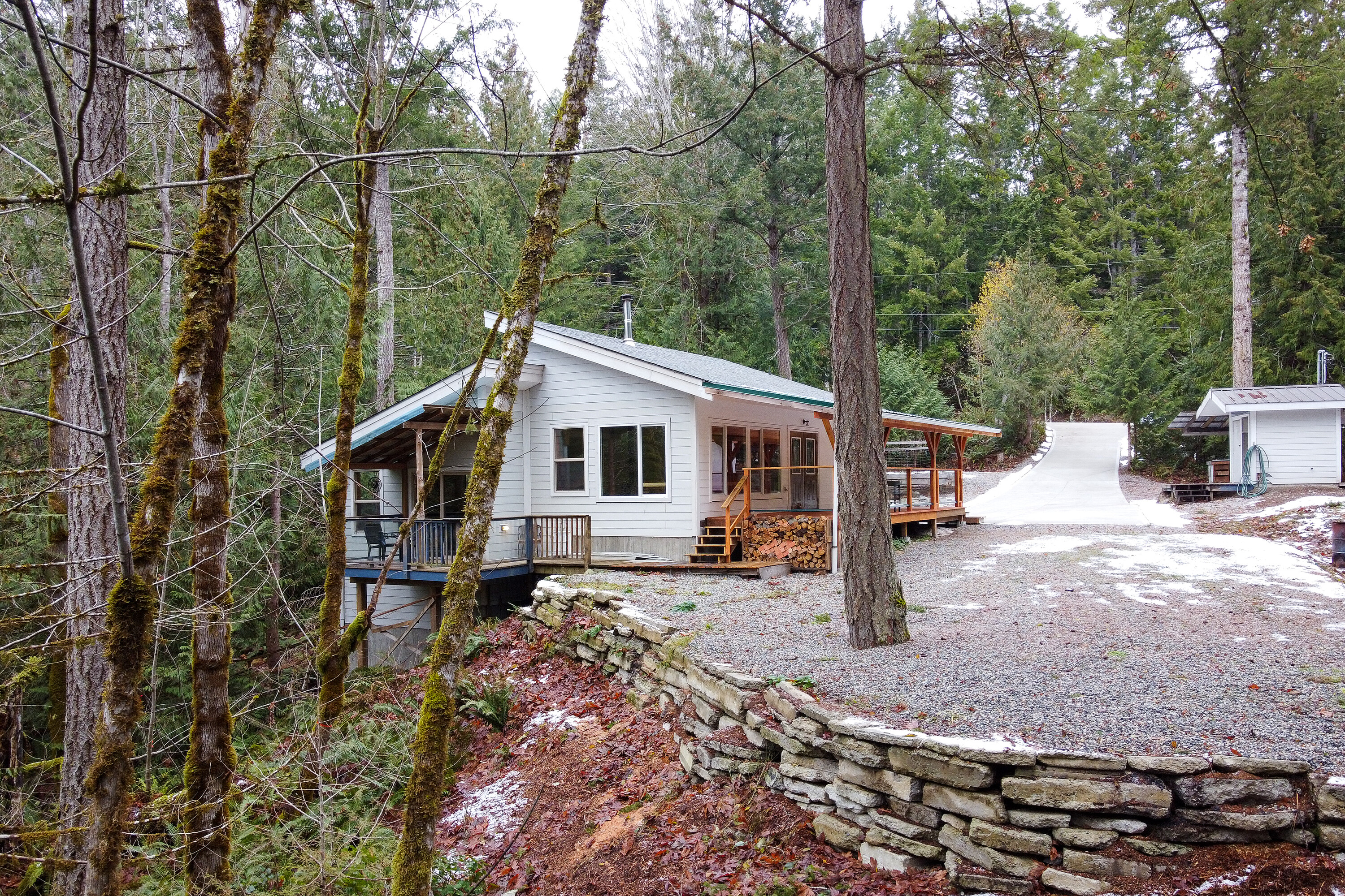 5124 Hammond Road, Pender Harbour Egmont, BC, V0N 1S1