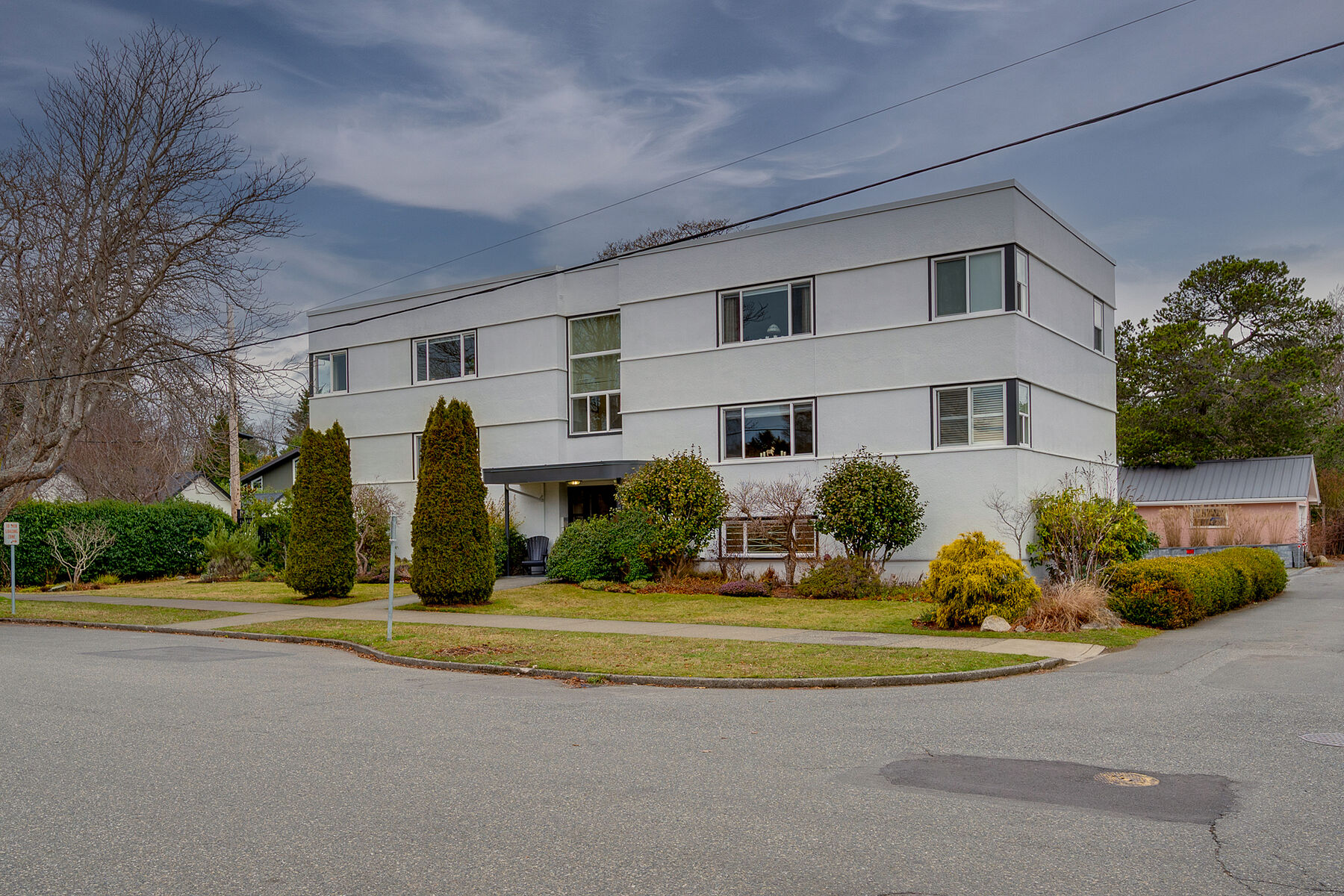 4-2530 Windsor Road, Oak Bay, BC, V8S 3E9