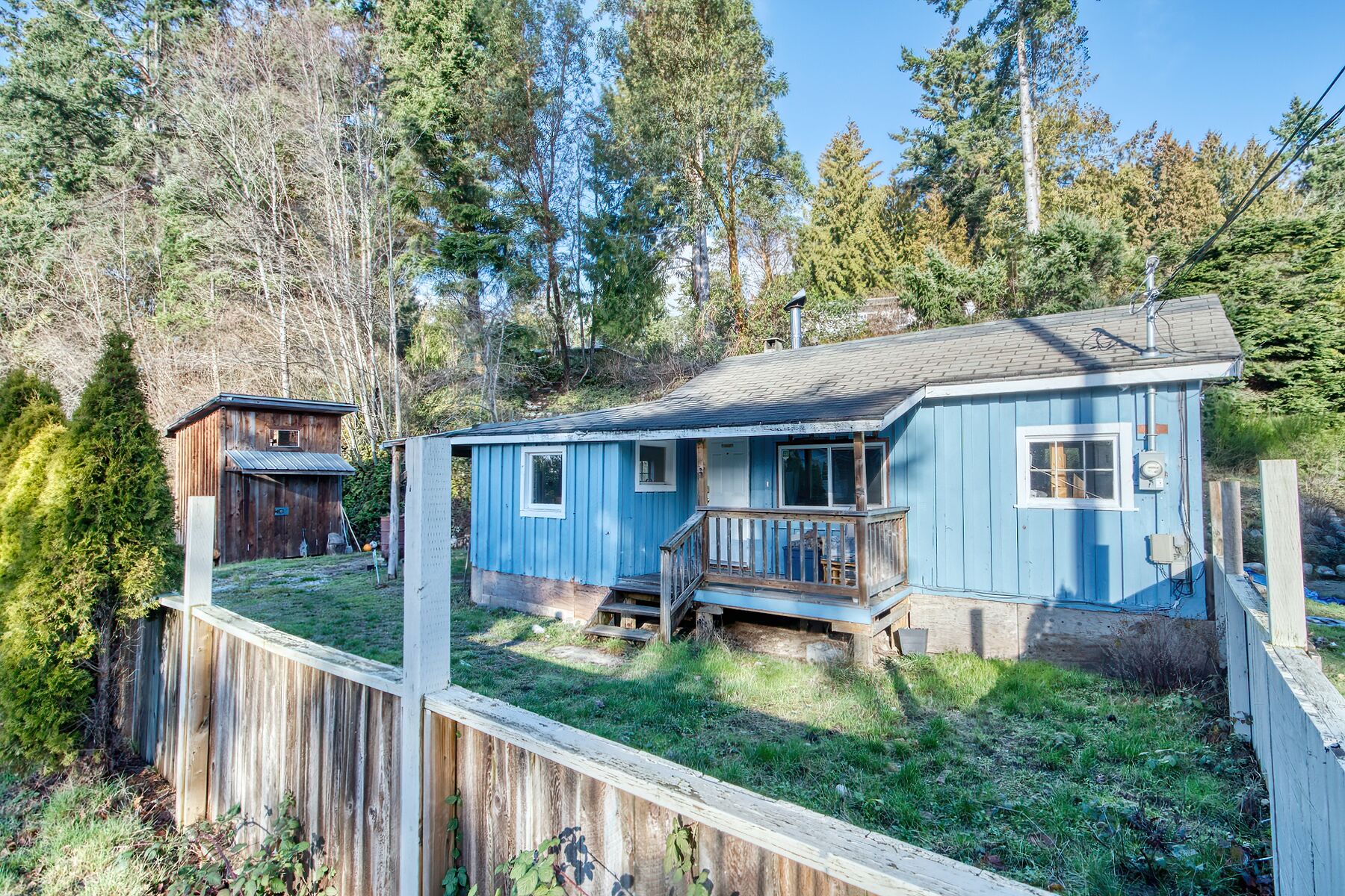 4604 Whitaker Road, Sechelt, BC, V7Z 0E4