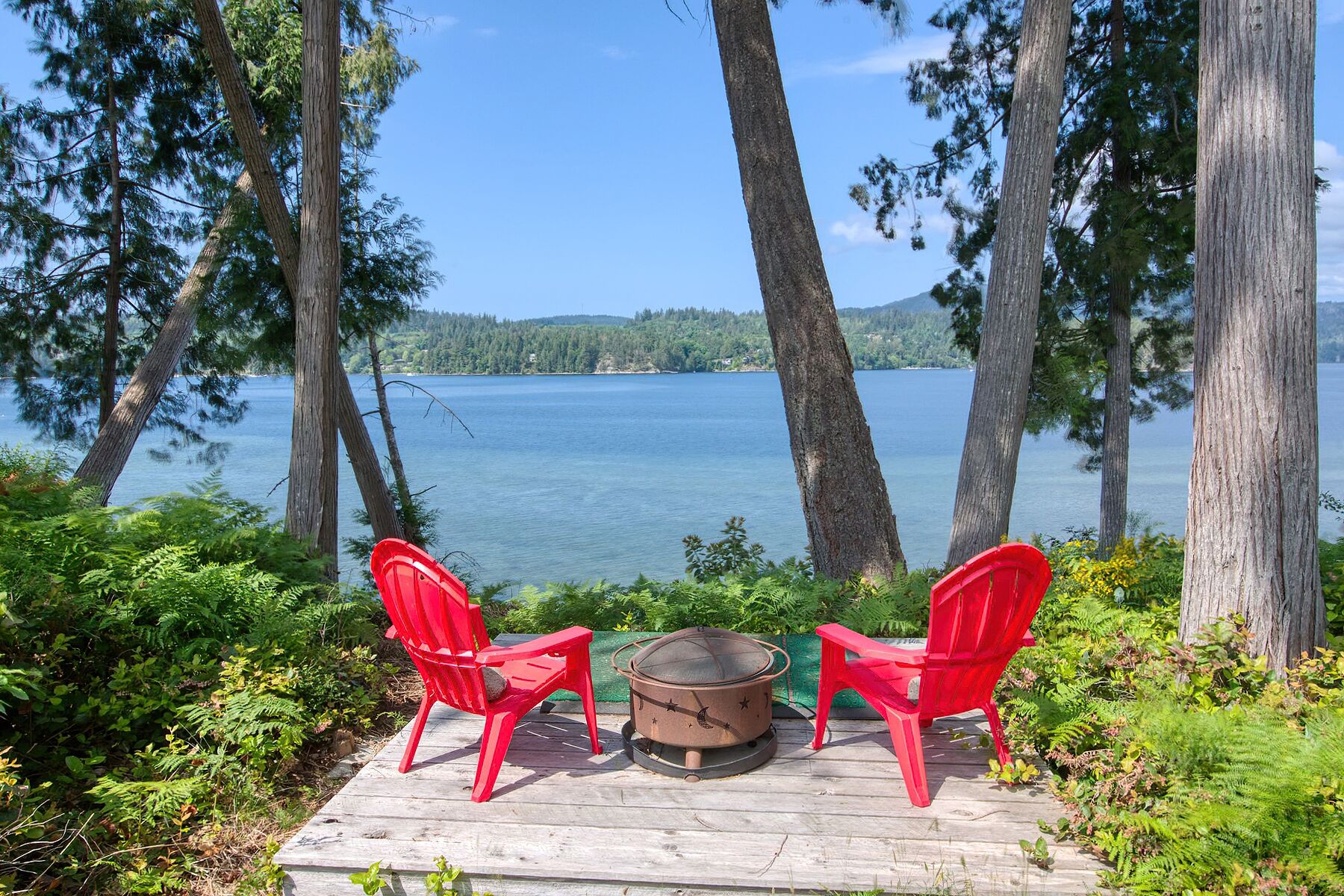 6109 Sechelt Inlet Road, Sechelt, BC, V7Z 0P5