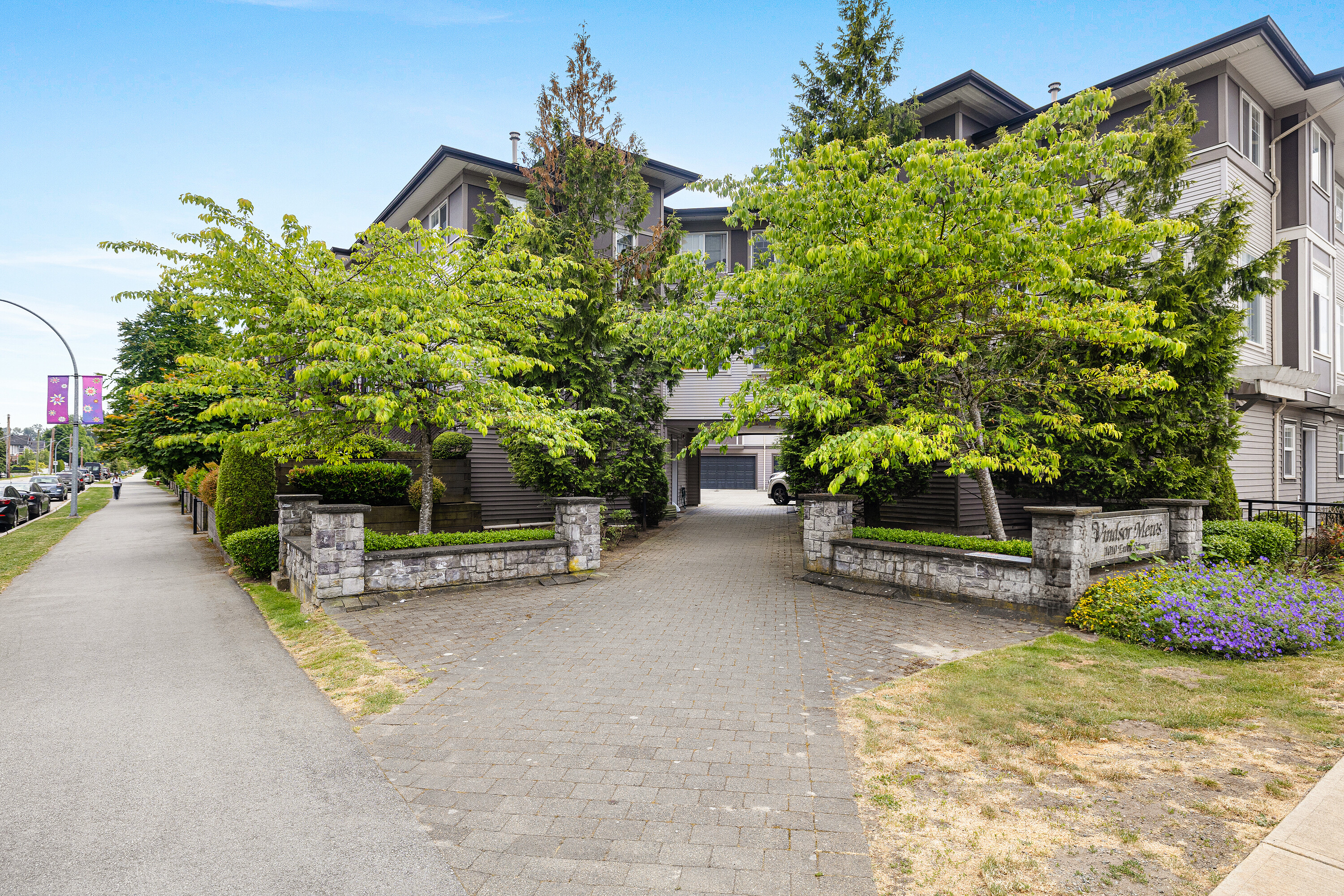 1010 Avenue 13, New Westminster, BC, V3M 5C9