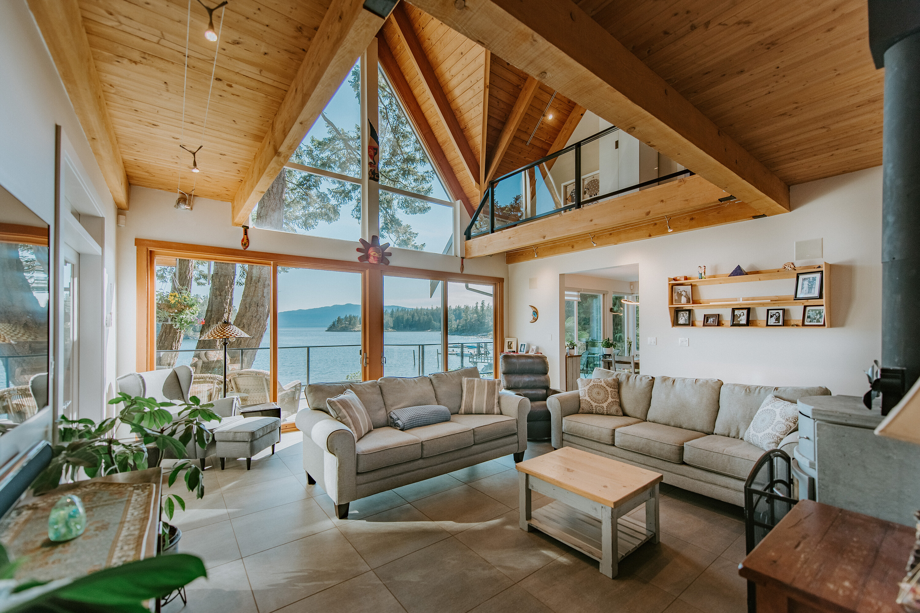 4990 Francis Peninsula Road, Pender Harbour Egmont, BC, V0N 2H1