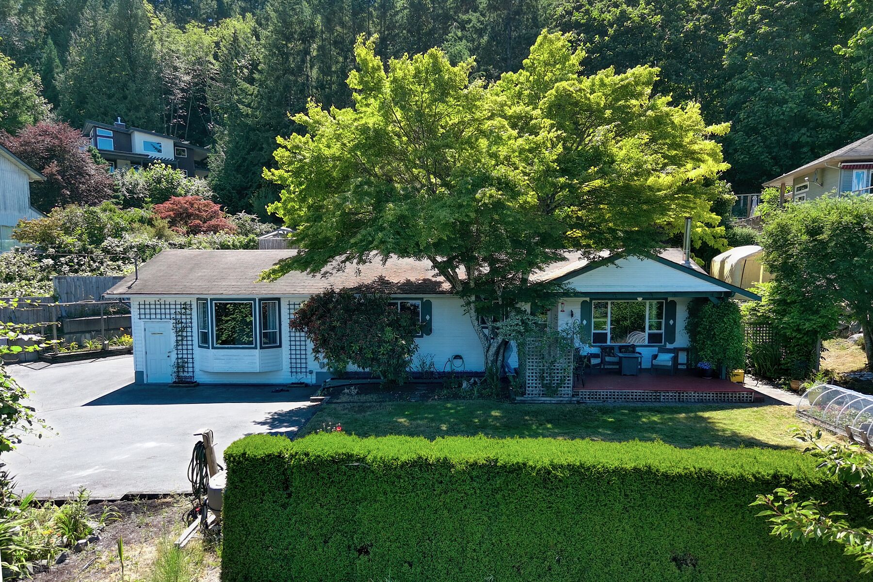 6303 Fairway Avenue, Sechelt, BC, V7Z 0P8
