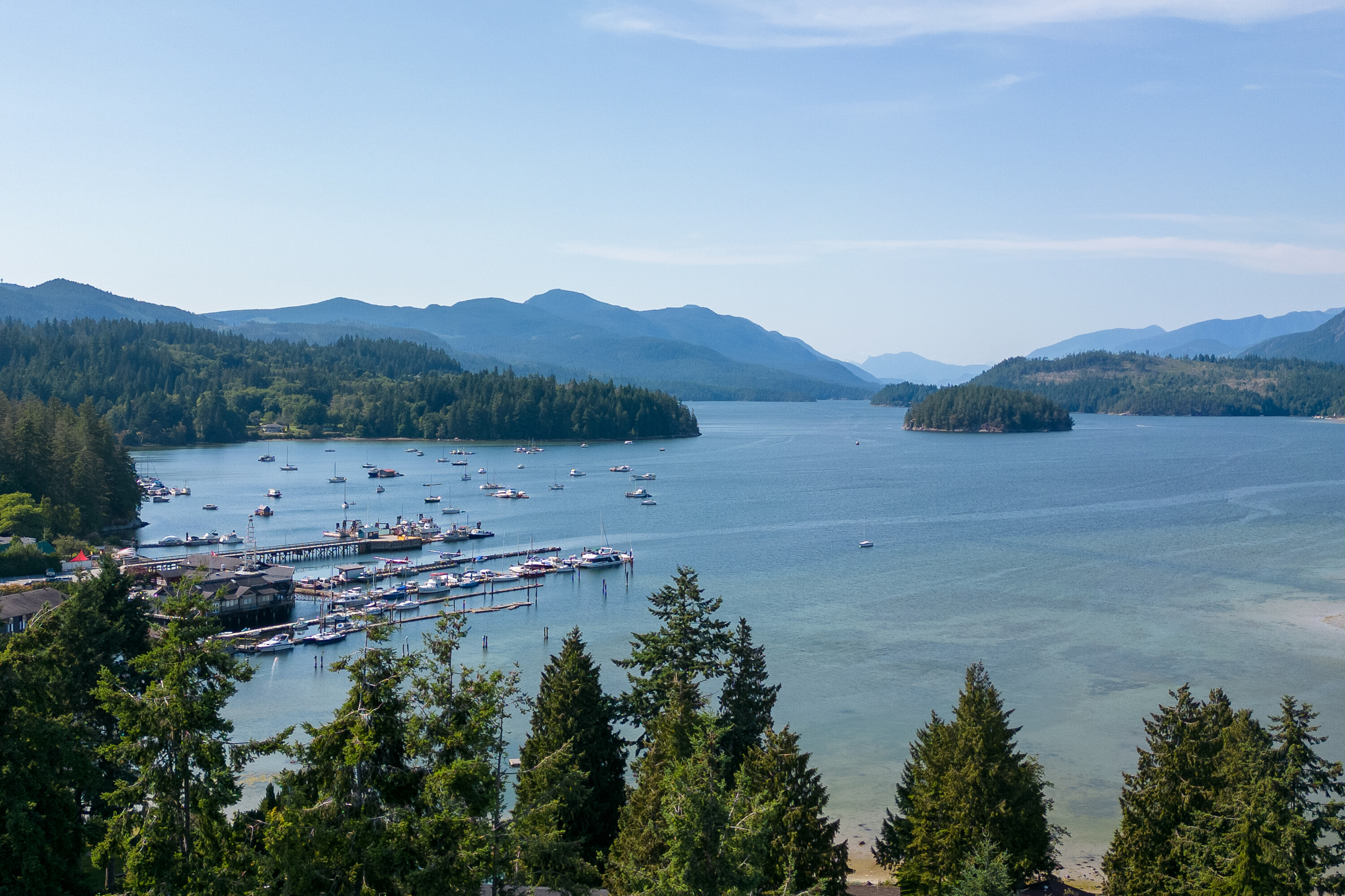 5724 E Porpoise Bay Road, Sechelt, BC, V0N 3A3
