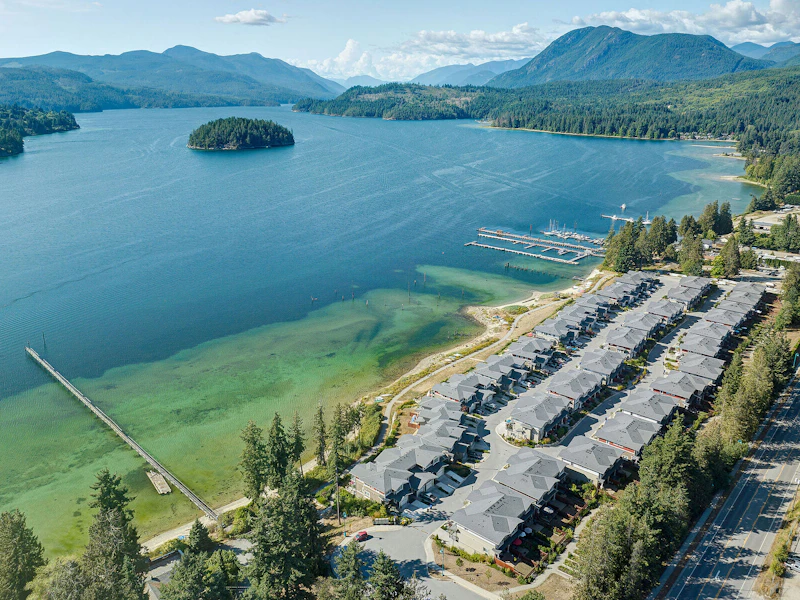 5912 Beachgate Lane, Sechelt BC