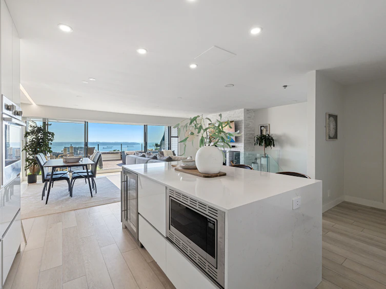 21-2231 Folkestone Way, West Vancouver, BC, V7S 2Y6