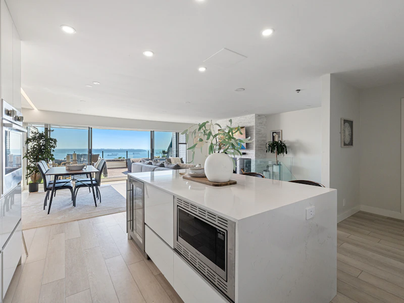 21 - 2231 Folkestone Way, West Vancouver BC V7S 2Y6
