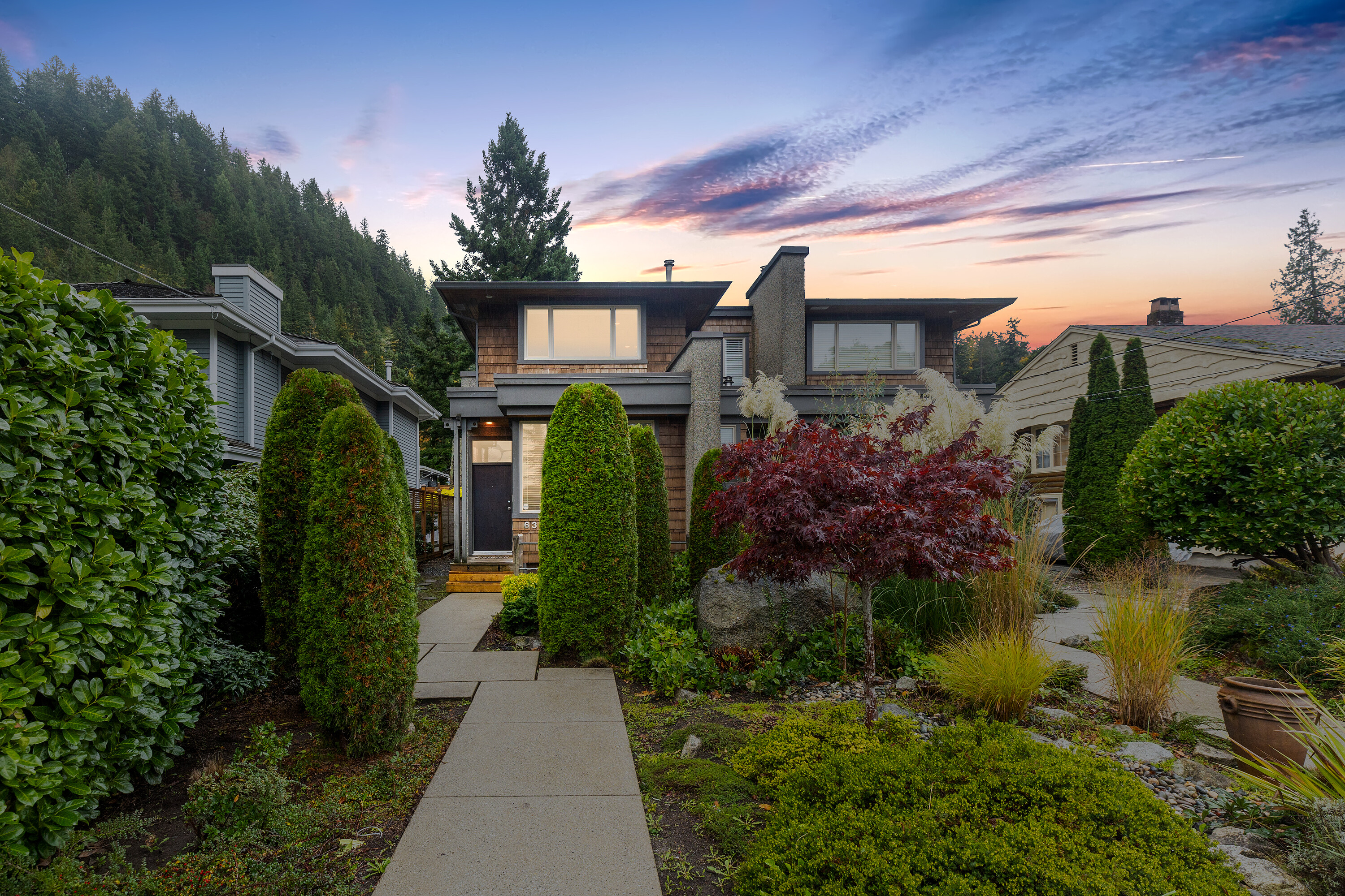 6364 Douglas Street, West Vancouver, BC, V7W 2E9