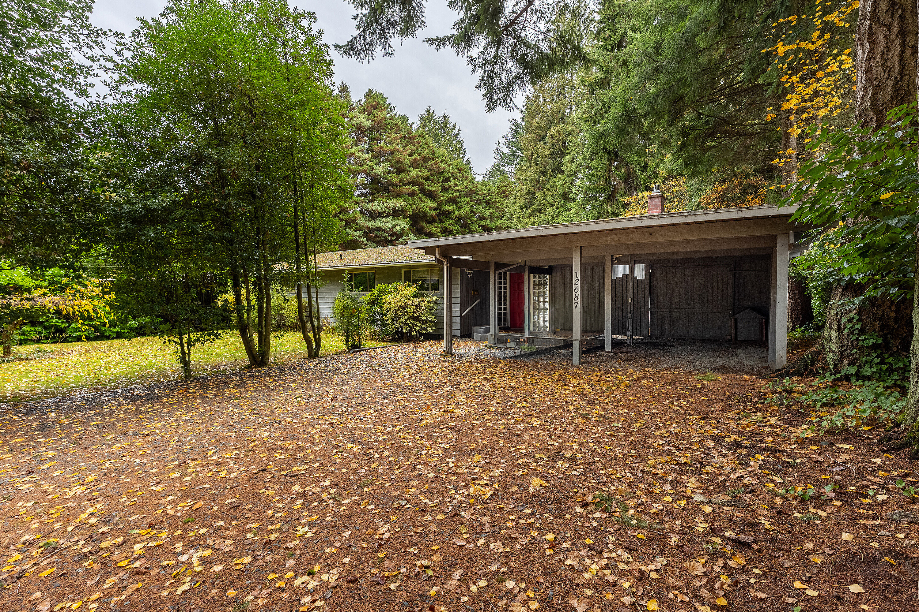 12687 23 Avenue, Surrey, BC, V4A 2C6